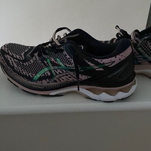 Brand new never worn ASICS running shoes. Women’s size 11 US / 43.5 Euro